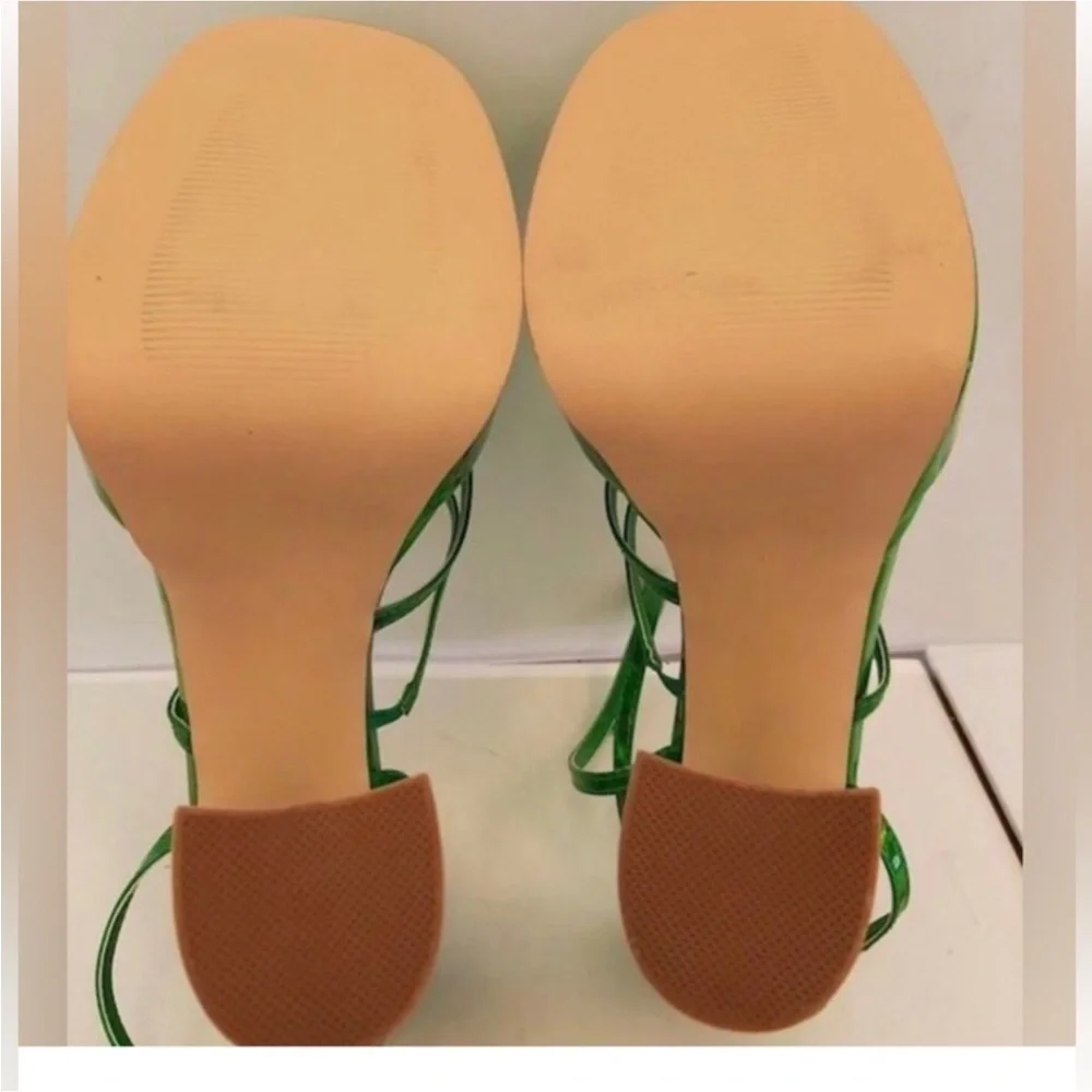 Green NWOT Vivianly Platform Strappy Heels